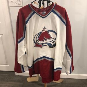 Colorado avalanche jersey used